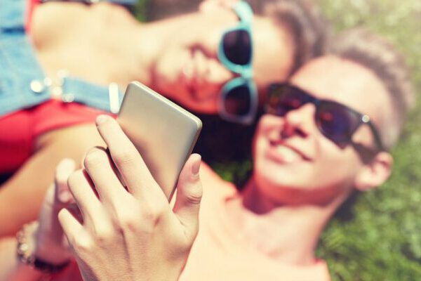 Tinder-Alternativen im Test: Die 6 besten kostenlosen Dating-Apps im Vergleich