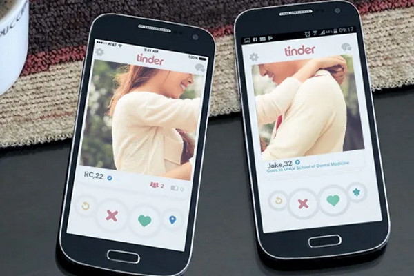 Online dating fatigue: Why some people are turning to face-to-face apps first