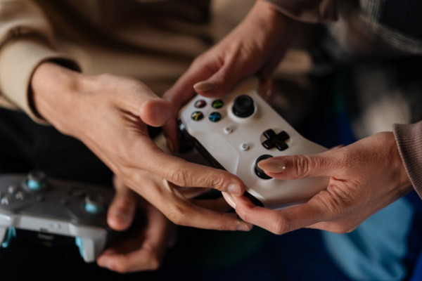 Wie Xbox-Spieler einen gleichgesinnten romantischen Partner finden können