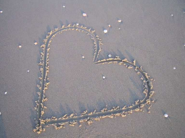 Vermeide diese 8 Sätze in deiner Tinder-Bio