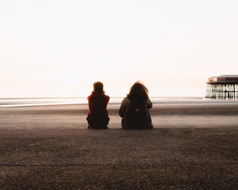 Tinder für Introvertierte: So findest du die Liebe!